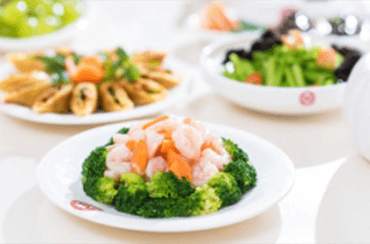 第三周 滋養(yǎng)泌乳 進(jìn)補(bǔ)元?dú)?></div>



                              <h4>第三周 滋養(yǎng)泌乳 進(jìn)補(bǔ)元?dú)?/h4>



                              <p> 月膳功效：補(bǔ)充營(yíng)養(yǎng)、恢復(fù)體力、 特色月子餐：麻油雞(選用農(nóng)家公雞，補(bǔ)充蛋白)</p>



                          </div>



                      </li>

                  
                      <li>



                          <div   id=